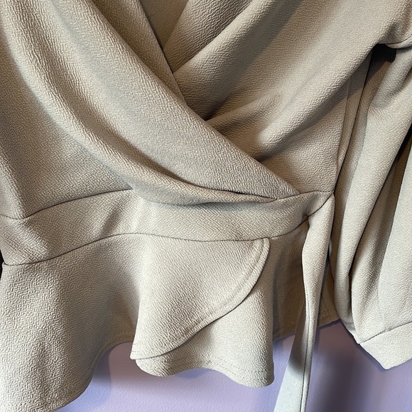 Boohoo shirt - Picture 3 of 3